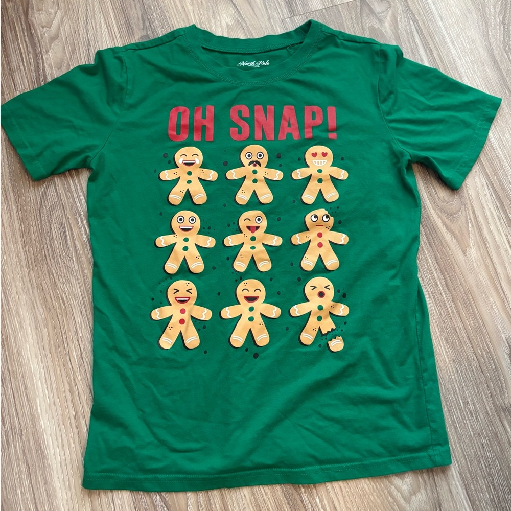 Green Kids 14/16 Shirt‎ with Gingerbread Holiday Graphic Tee